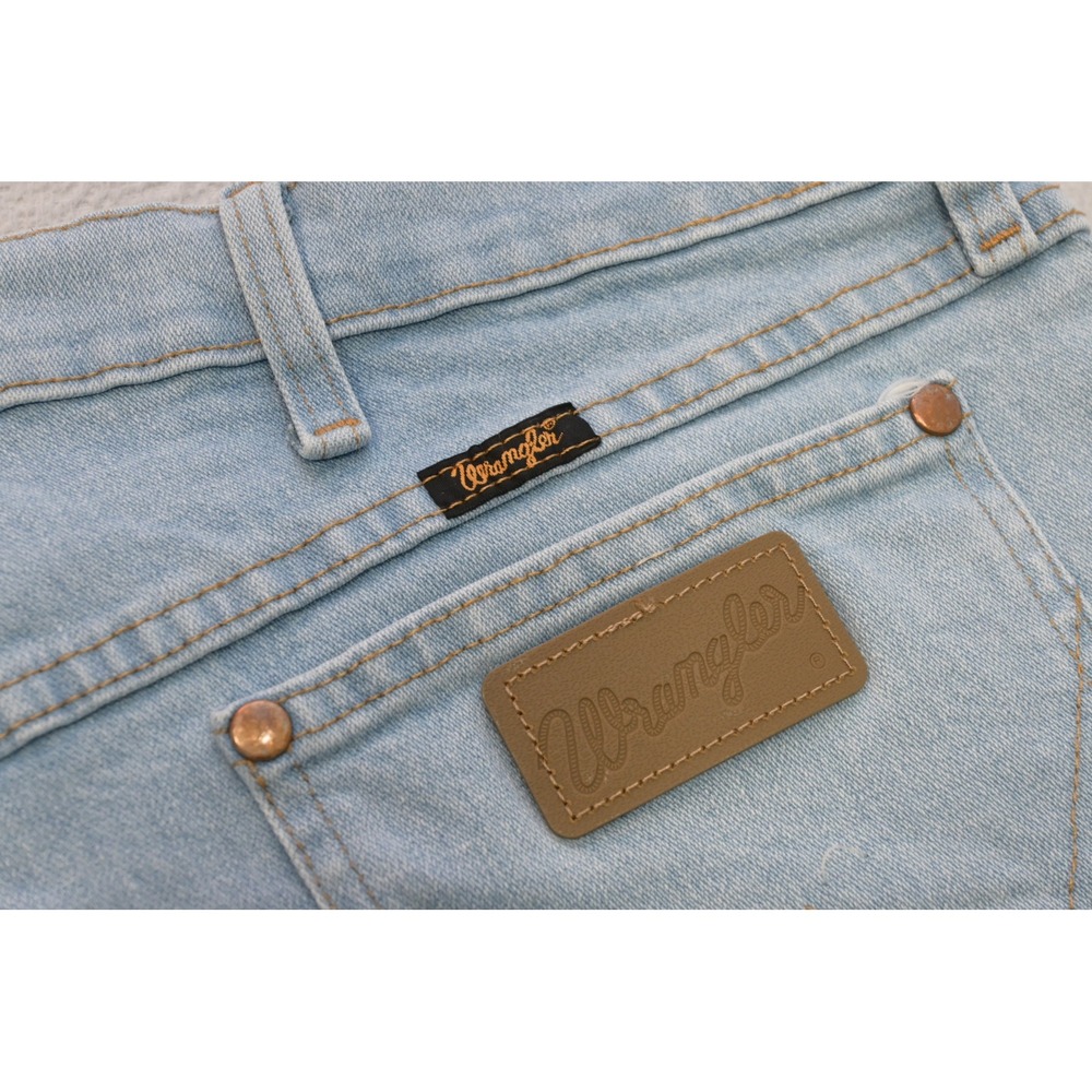 Wrangler Jeans Mens 38x30 Light‎ Blue Straight Leg Stretch Denim 1013MAFGH EUC